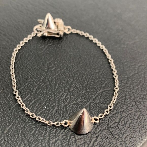 Eddie Borgo Silver Spike Bracelet – Sculptural Cone Design – Signed - Picture 6 of 8